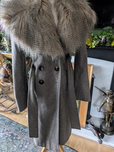 Tweed 100 wool - 100%, with