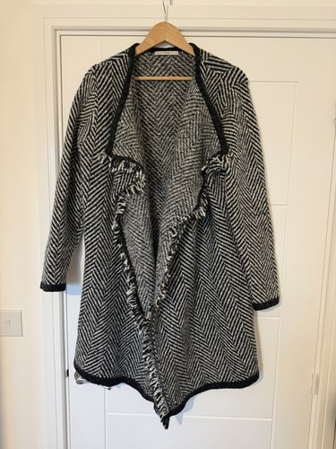 Black and white woollen coat - black,