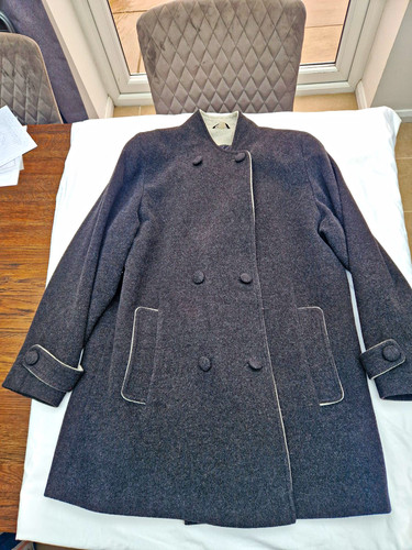Wool and cashmere - and,