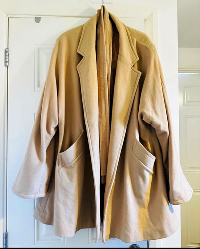 Beige wool felted open - i.q.,